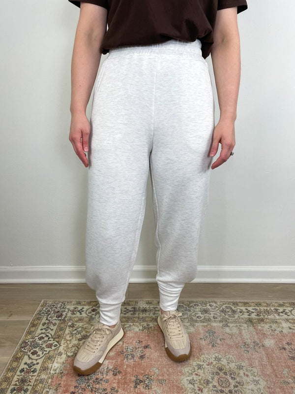 The Relaxed Pant 27.5 in Ivory Marl - The Shoe Hive